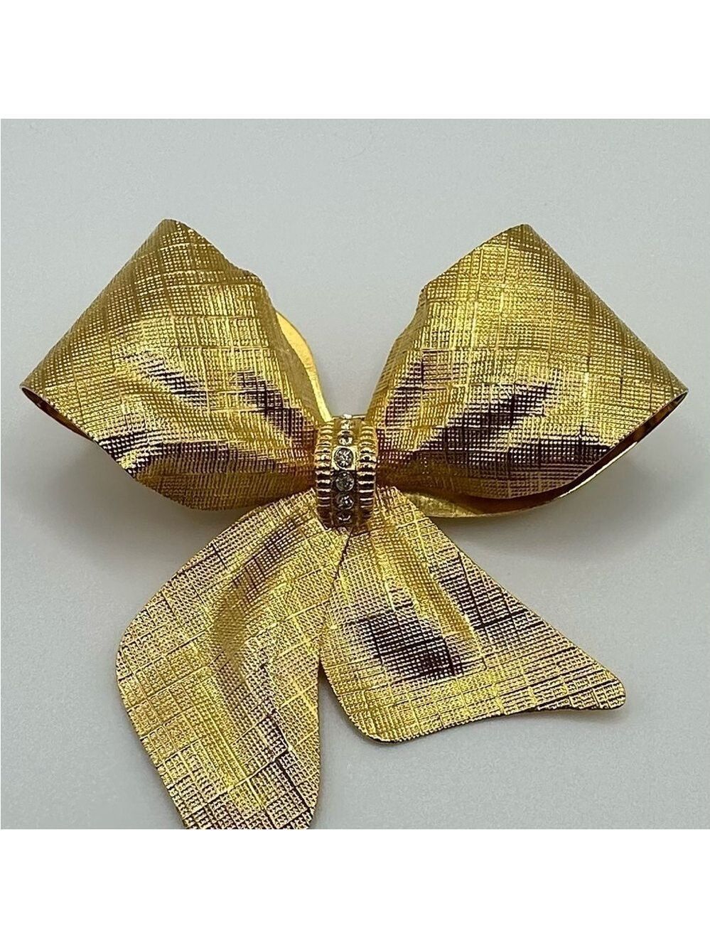 Vintage Tona Statement Brooch Pin Gold Tone Satin Finish Bow Rhinestone 2.5" 277